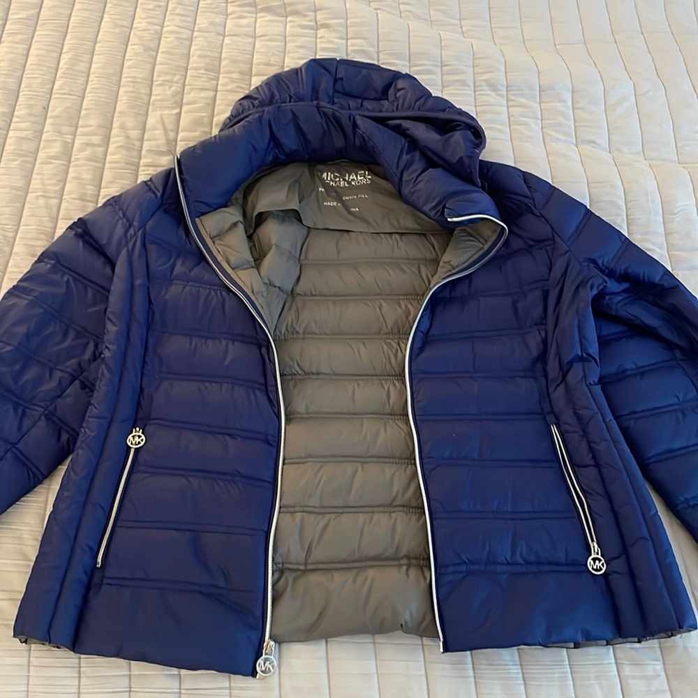XL Michael Kors dark blue packable down fill coat
